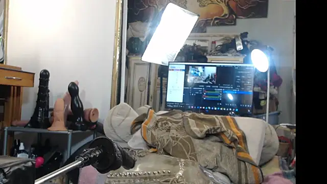 Snapshot of Jennytop chatting on September 20, 4:52 pm Jennytop online show from September 20, 4:52 pm