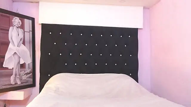 kittybonxx online show from January 10, 3:47 pm