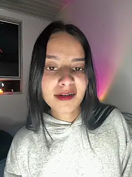 Snapshot of _vaness chatting on January 14, 5:02 am vaness online show from January 14, 5:02 am