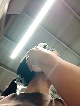  vaness online show from April 7, 5:19 am