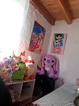 Snapshot of princessmelimejia chatting on November 5, 9:04 pm princessmelimejia online show from November 5, 9:04 pm