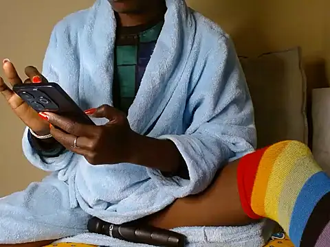 Snapshot of lavishh_linds chatting on February 15, 3:52 am lavishh linds online show from February 15, 3:52 am