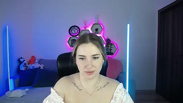 SabrinViolet online show from September 26, 8:07 am