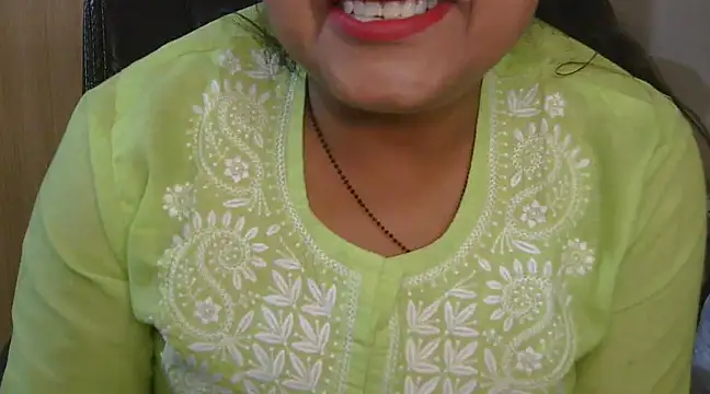 Snapshot of Cute_Ruhi99 chatting on March 8, 8:11 am Cute Ruhi99 online show from March 8, 8:11 am