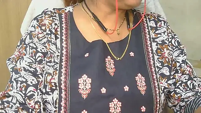 Snapshot of Cute_Ruhi99 chatting on April 9, 9:36 am Cute Ruhi99 online show from April 9, 9:36 am