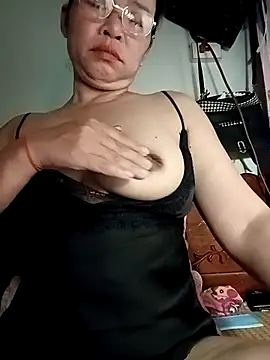 Snapshot of Sexy-asslove90 chatting on September 15, 1:55 pm Sexy-asslove90 online show from September 15, 1:55 pm