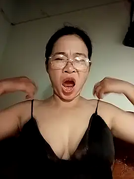 Snapshot of Sexy-asslove90 chatting on September 27, 5:45 am Sexy-asslove90 online show from September 27, 5:45 am