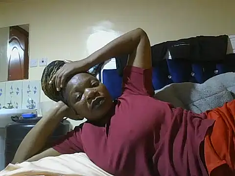 clakemmy250 online show from December 10, 8:38 pm