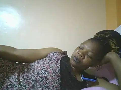 clakemmy250 online show from January 1, 8:45 am