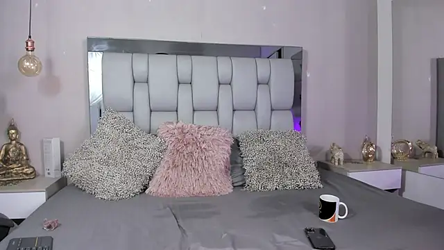 SusanBenett online show from April 5, 7:11 pm