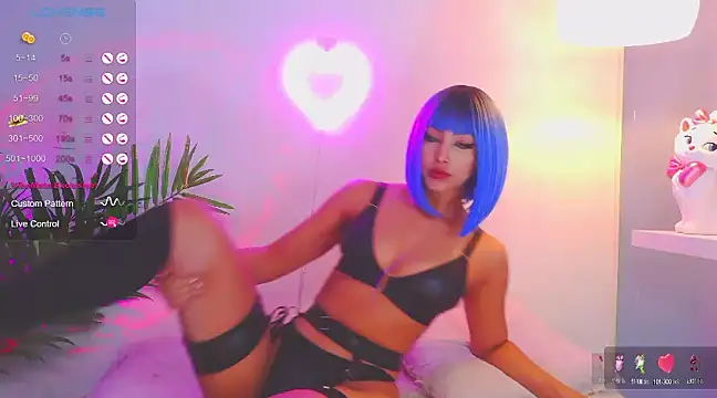 Snapshot of catalina__lovers chatting on February 27, 4:10 pm catalina lovers online show from February 27, 4:10 pm