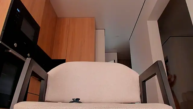 Snapshot of tinki_winkii chatting on March 13, 2:18 am tinki winkii online show from March 13, 2:18 am