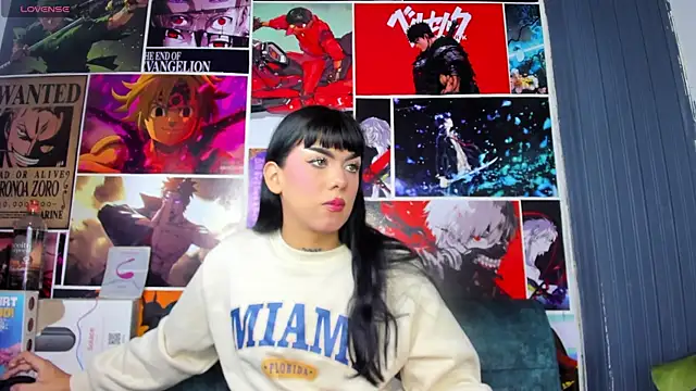 yossi peach cute online show from June 1, 9:05 pm