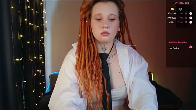 The Full Red Moon online show from January 17, 7:13 am