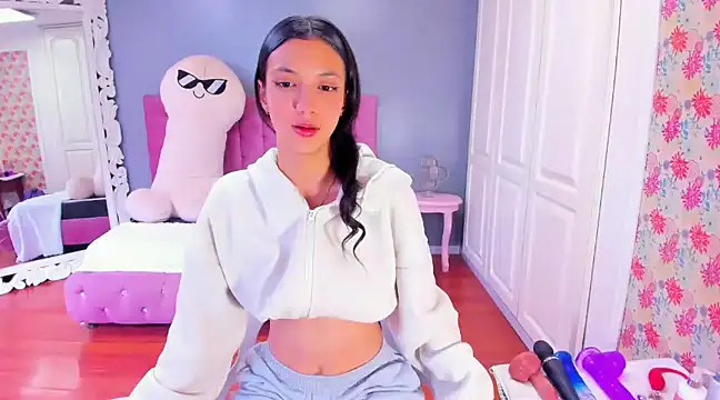 Snapshot of Iris_Stone_ chatting on January 17, 1:35 pm Iris Stone online show from January 17, 1:35 pm