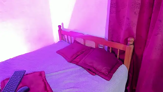 Ivanna18 x online show from May 28, 2:42 am