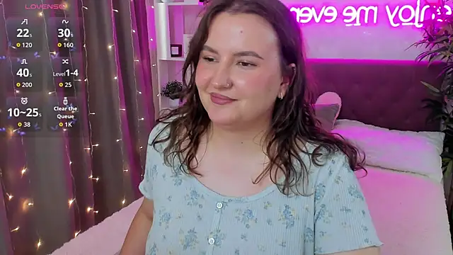 FeralPeach online show from July 15, 8:19 am