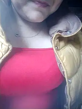 Snapshot of Rose_DiDi chatting on March 6, 3:35 am Rose DiDi online show from March 6, 3:35 am