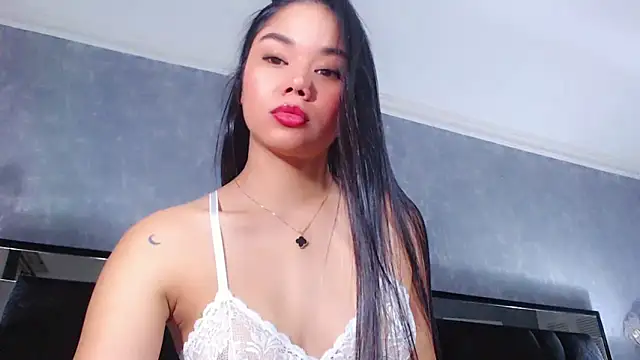 Snapshot of JasmineMoore chatting on March 4, 8:38 pm JasmineMoore online show from March 4, 8:38 pm