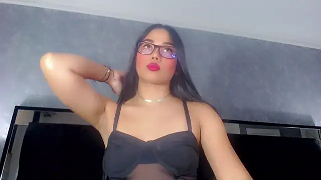 Snapshot of JasmineMoore chatting on September 15, 9:48 pm JasmineMoore online show from September 15, 9:48 pm