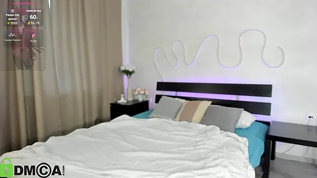 Ruth Oliver online show from April 15, 9:27 am