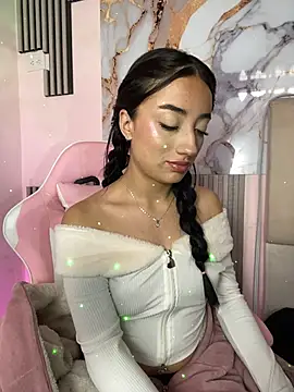 Ady 18 online show from March 9, 4:33 pm