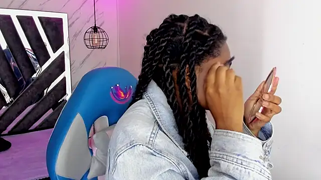 Queen perla  online show from October 29, 12:29 pm