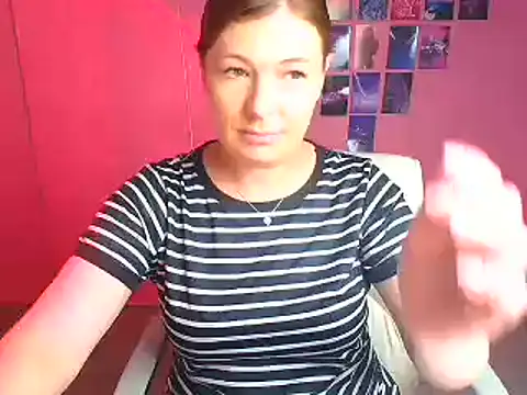 Snapshot of Lissmilf chatting on June 25, 11:37 am Lissmilf online show from June 25, 11:37 am