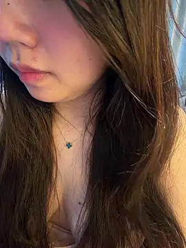 Hotellinh12 online show from May 21, 4:14 pm