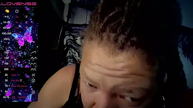 Snapshot of Milfshakecafe chatting on October 9, 2:26 pm Milfshakecafe online show from October 9, 2:26 pm