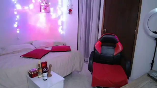 vanessalat online show from February 23, 11:24 pm