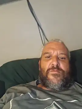 Snapshot of silkstroker6981 chatting on September 16, 4:24 am silkstroker6981 online show from September 16, 4:24 am