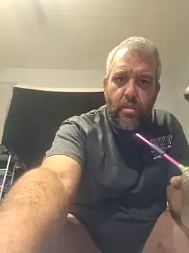 Snapshot of silkstroker6981 chatting on February 1, 5:50 am silkstroker6981 online show from February 1, 5:50 am