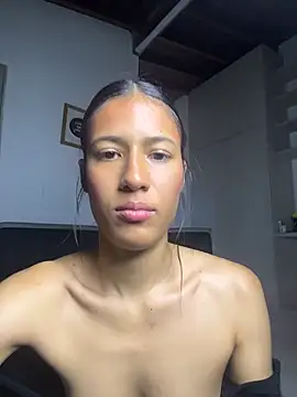 Snapshot of Valentinabaker chatting on July 5, 10:39 pm Valentinabaker online show from July 5, 10:39 pm
