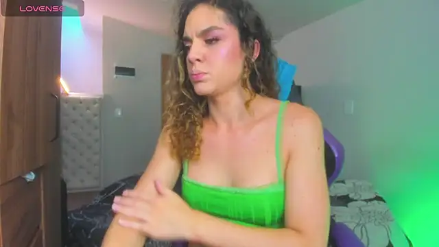 Snapshot of mariiahneedles chatting on July 12, 10:34 pm mariiahneedles online show from July 12, 10:34 pm