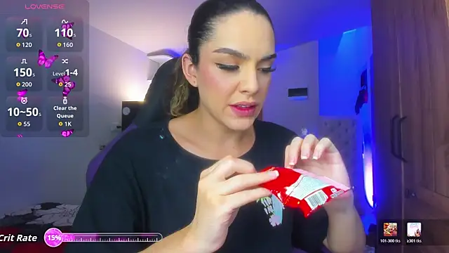 Snapshot of mariiahneedles chatting on July 30, 11:15 pm mariiahneedles online show from July 30, 11:15 pm