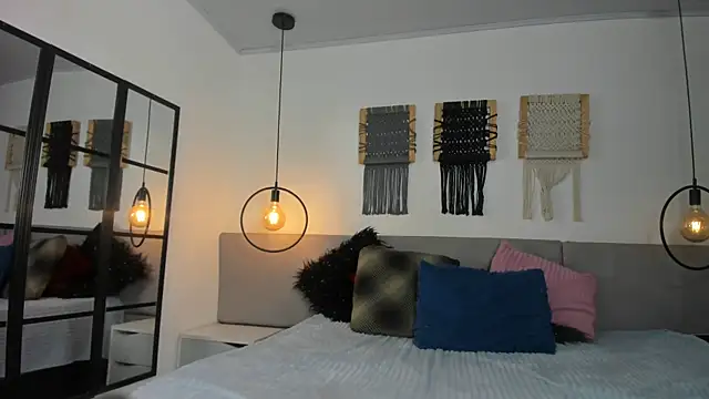 Sweet camille online show from February 21, 2:23 am