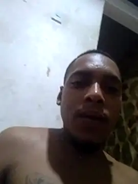 Snapshot of spicycouplex chatting on January 16, 7:34 am spicycouplex online show from January 16, 7:34 am