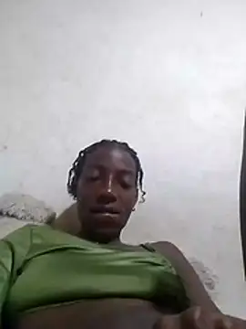 Snapshot of spicycouplex chatting on February 25, 3:27 am spicycouplex online show from February 25, 3:27 am