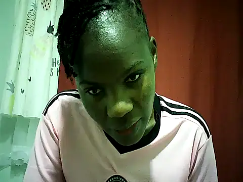 Snapshot of Pierra77 chatting on June 2, 6:37 am Pierra77 online show from June 2, 6:37 am