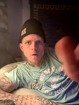 traejddd online show from October 3, 3:25 am