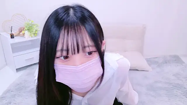 Snapshot of Suzu_ch_xx chatting on December 12, 3:16 pm Suzu ch xx online show from December 12, 3:16 pm