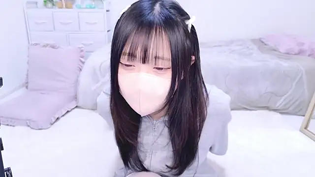 Snapshot of Suzu_ch_xx chatting on March 3, 4:14 pm Suzu ch xx online show from March 3, 4:14 pm