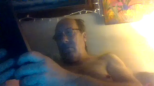 hornyrich69 online show from March 18, 4:04 am