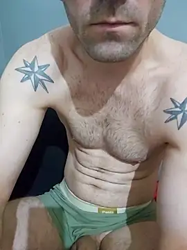 Snapshot of Aian09 chatting on December 27, 11:10 pm Aian09 online show from December 27, 11:10 pm