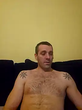 Snapshot of Aian09 chatting on January 21, 2:22 am Aian09 online show from January 21, 2:22 am