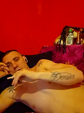 Snapshot of Aian09 chatting on February 20, 11:21 pm Aian09 online show from February 20, 11:21 pm