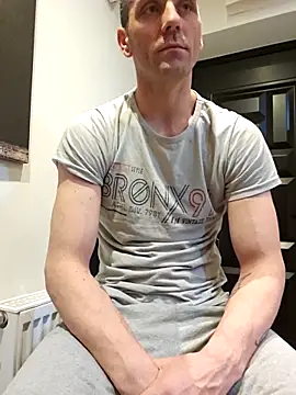 Snapshot of Aian09 chatting on March 4, 4:30 pm Aian09 online show from March 4, 4:30 pm