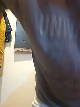 Snapshot of Aian09 chatting on March 5, 10:43 pm Aian09 online show from March 5, 10:43 pm