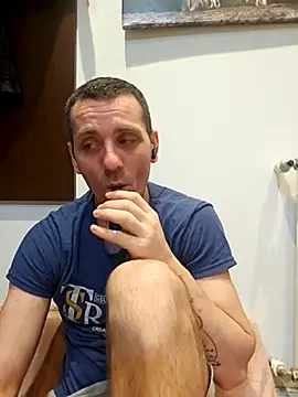 Snapshot of Aian09 chatting on March 14, 4:43 am Aian09 online show from March 14, 4:43 am